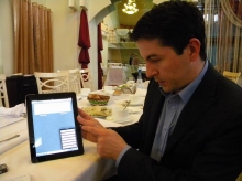 Учебники будут следить за тобой